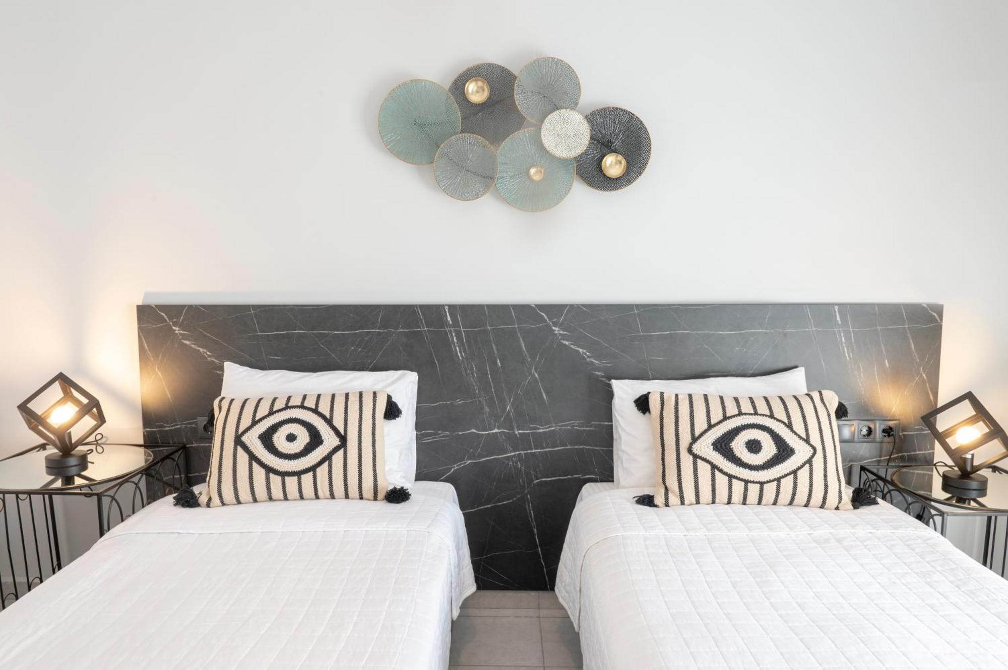 Hotel Papanikolaou イエリソス エクステリア 写真
